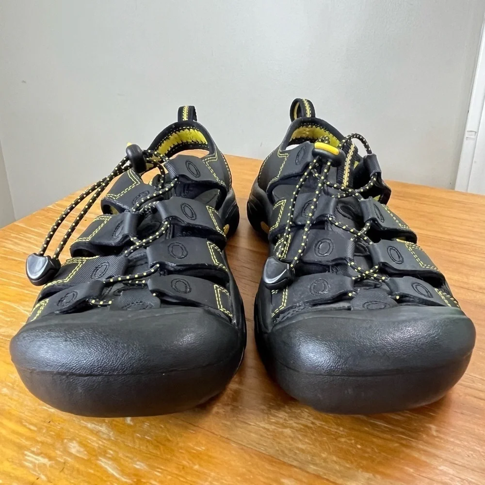 Keen Big Kids Newport H2 Nubuck Hybrid Sandals Waterproof Unisex